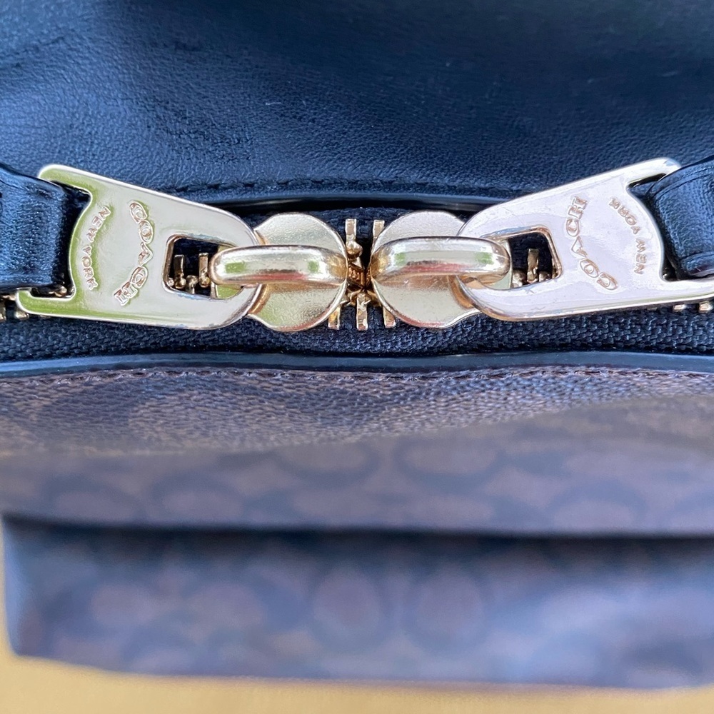 Coach Signature Black & Brown Charlie Medium Backpack EUC - Picture 4 of 11